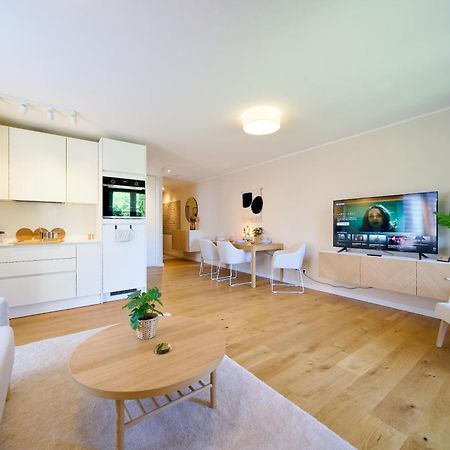 Appartamento Edler Wohnraum Schwanenteich-Oase Mit Balkon, Kaffeevollautomat, Lift & Parkplatz Zwickau Esterno foto