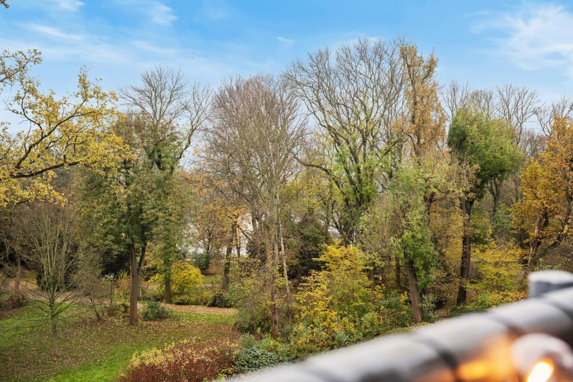 Appartamento Edler Wohnraum Schwanenteich-Oase Mit Balkon, Kaffeevollautomat, Lift & Parkplatz Zwickau Esterno foto