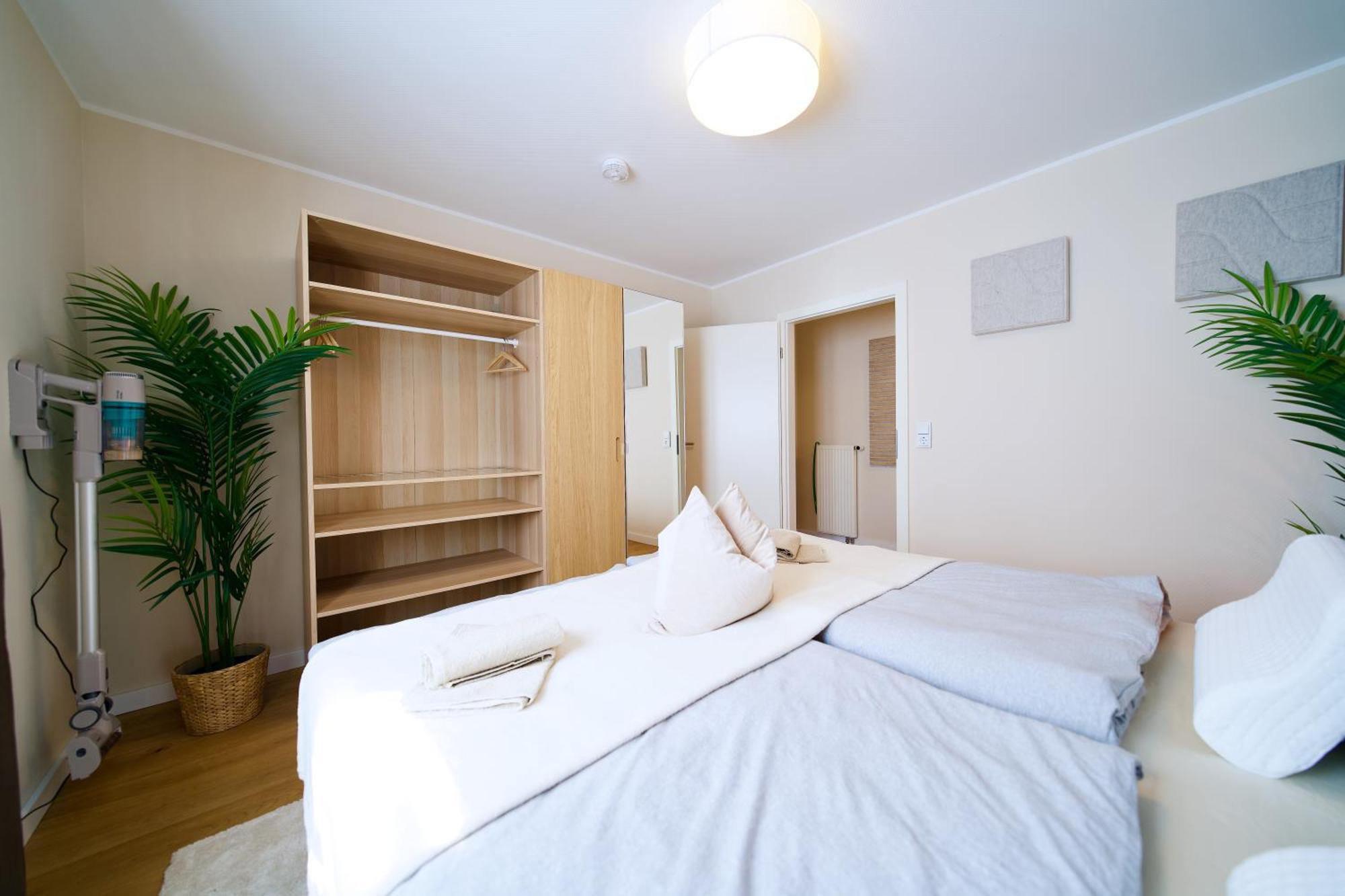 Appartamento Edler Wohnraum Schwanenteich-Oase Mit Balkon, Kaffeevollautomat, Lift & Parkplatz Zwickau Esterno foto