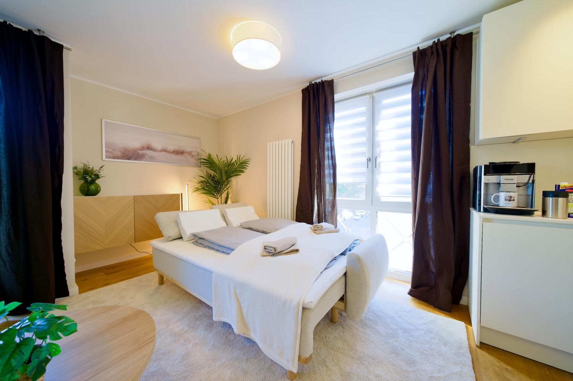 Appartamento Edler Wohnraum Schwanenteich-Oase Mit Balkon, Kaffeevollautomat, Lift & Parkplatz Zwickau Esterno foto