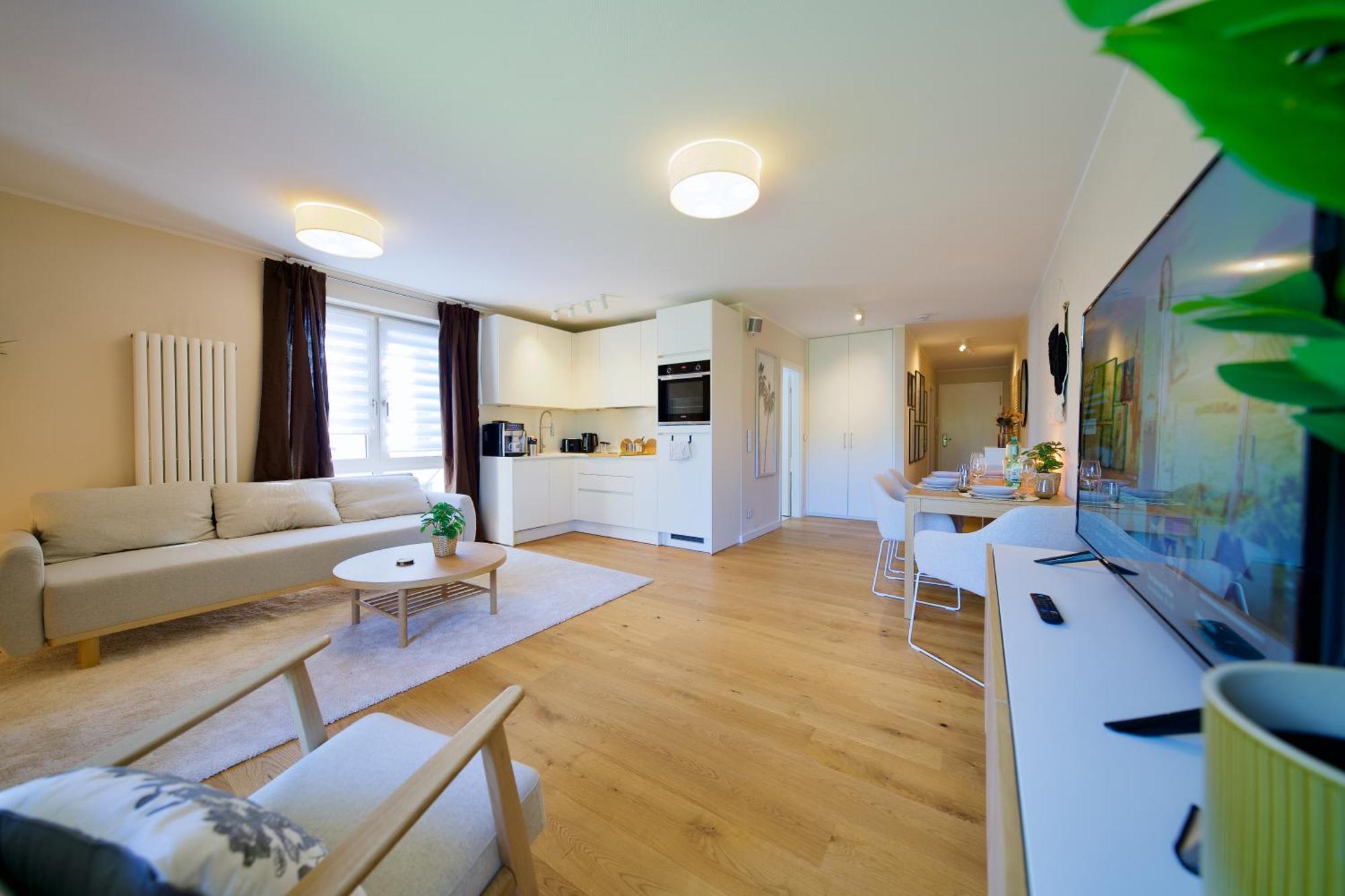 Appartamento Edler Wohnraum Schwanenteich-Oase Mit Balkon, Kaffeevollautomat, Lift & Parkplatz Zwickau Esterno foto