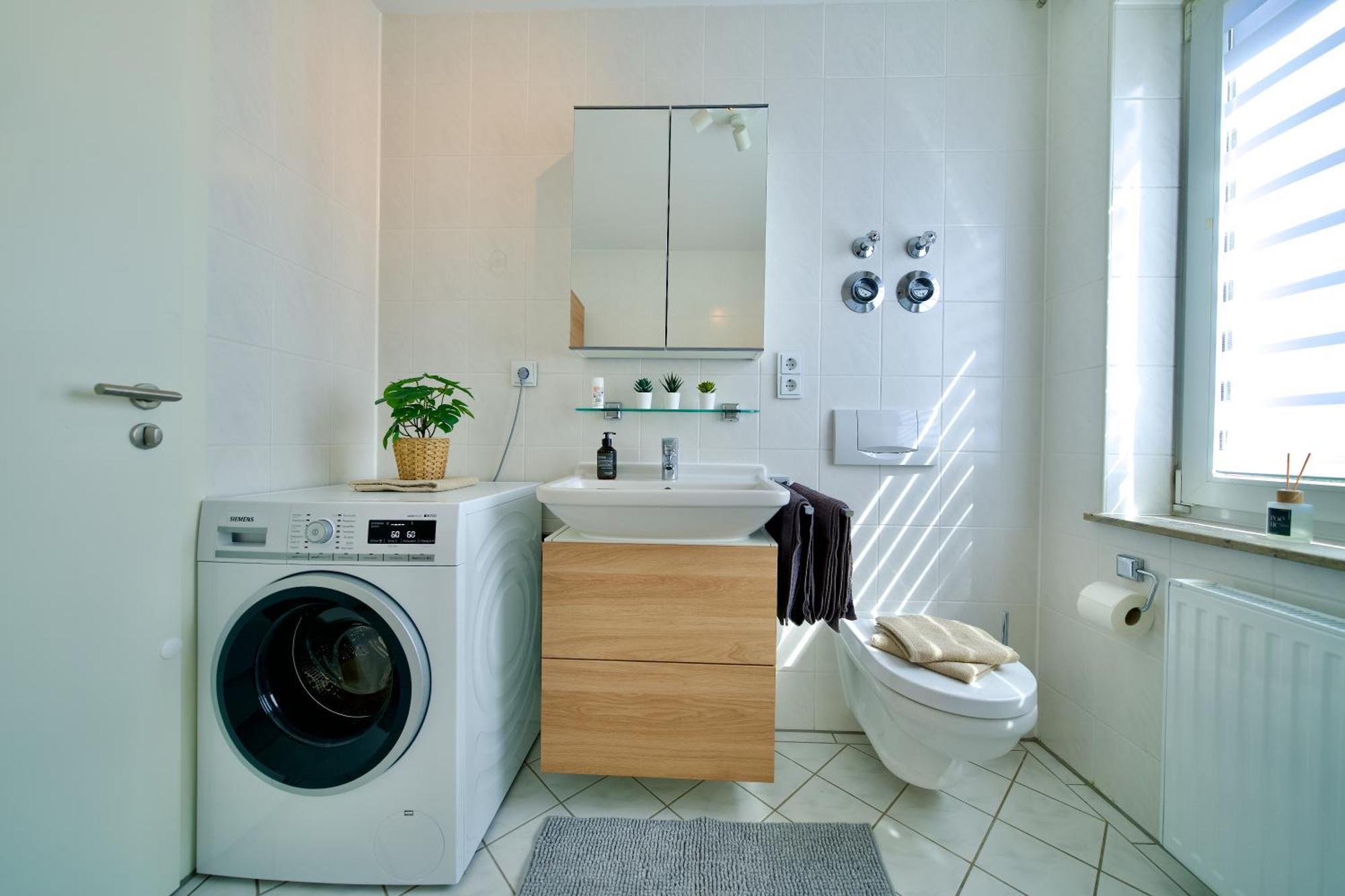 Appartamento Edler Wohnraum Schwanenteich-Oase Mit Balkon, Kaffeevollautomat, Lift & Parkplatz Zwickau Esterno foto