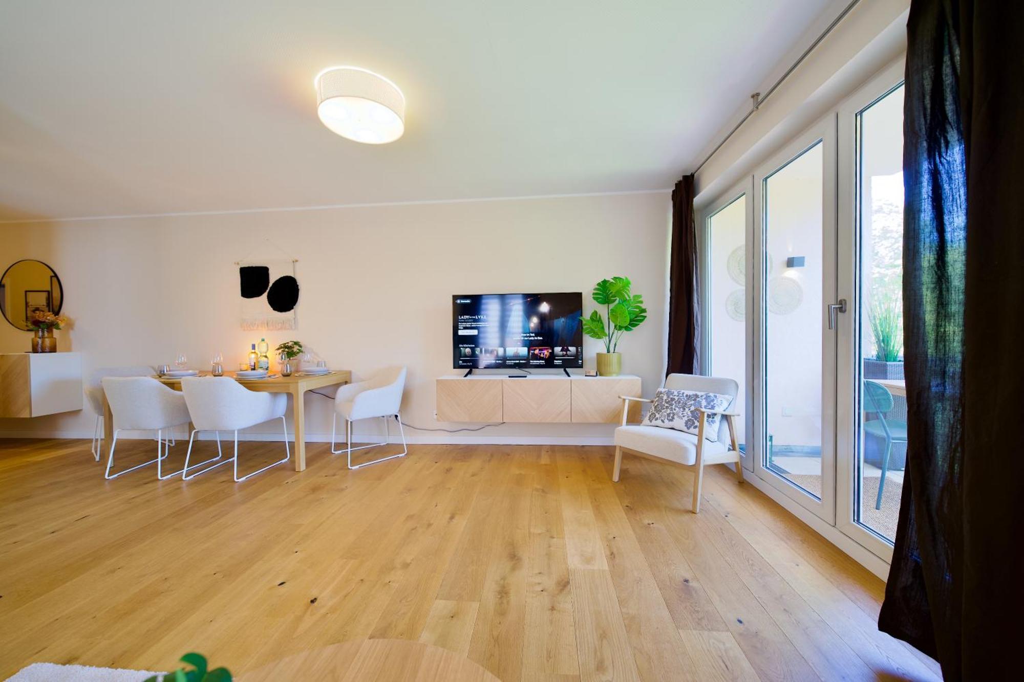 Appartamento Edler Wohnraum Schwanenteich-Oase Mit Balkon, Kaffeevollautomat, Lift & Parkplatz Zwickau Esterno foto